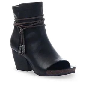 OTBT Vagabond Bootie Black Leather Peep Toe Ankle Boot